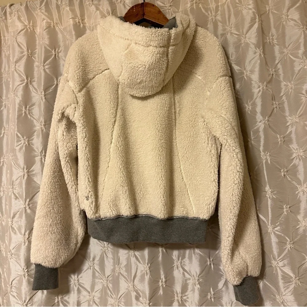 lululemon athletica Cream Teddy Zip-Up Jacket with Gray Trim